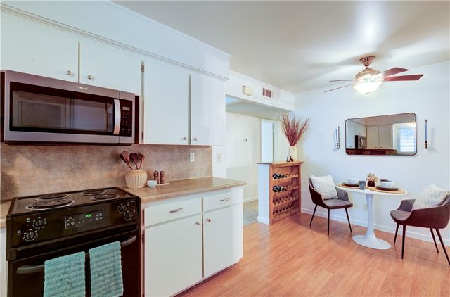 1488 E Los Altos, Fresno, CA 93710