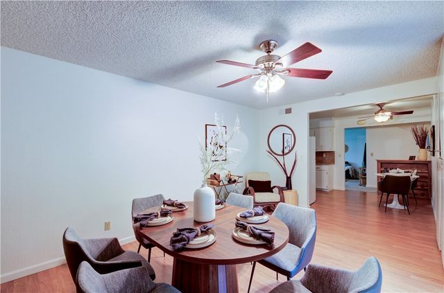 1488 E Los Altos, Fresno, CA 93710