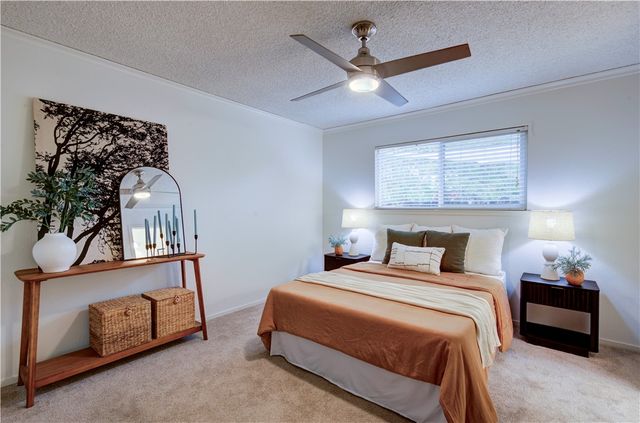 1488 E Los Altos, Fresno, CA 93710