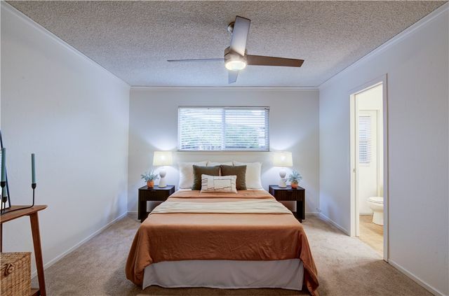 1488 E Los Altos, Fresno, CA 93710
