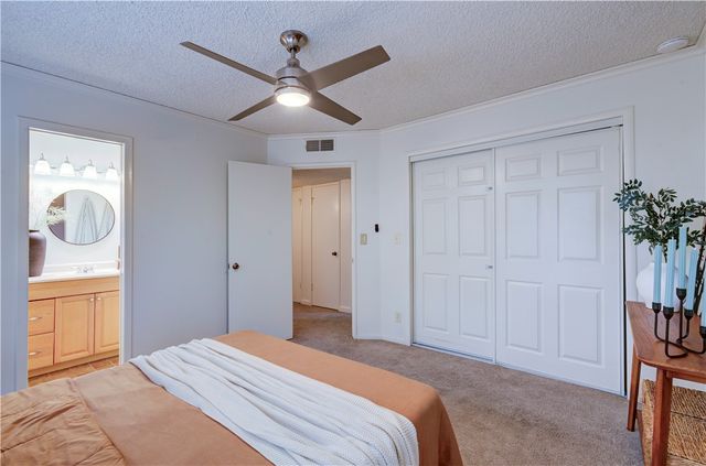 1488 E Los Altos, Fresno, CA 93710