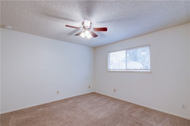 1488 E Los Altos, Fresno, CA 93710