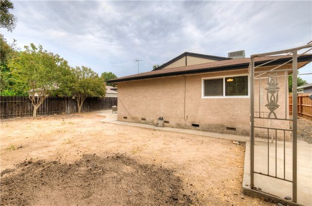 1488 E Los Altos, Fresno, CA 93710