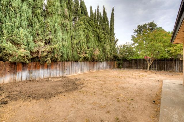 1488 E Los Altos, Fresno, CA 93710