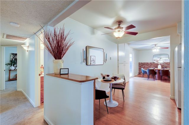 1488 E Los Altos, Fresno, CA 93710