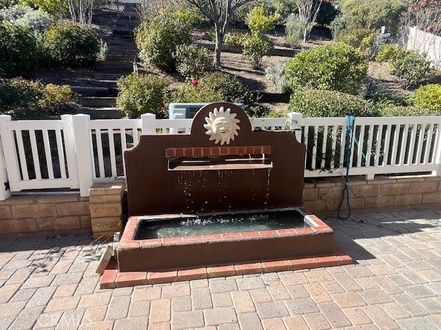 2012 Melbourne, Banning, CA 92220