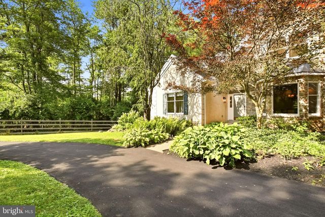 335 RIDLEY CREEK LN, West Chester, PA 19380