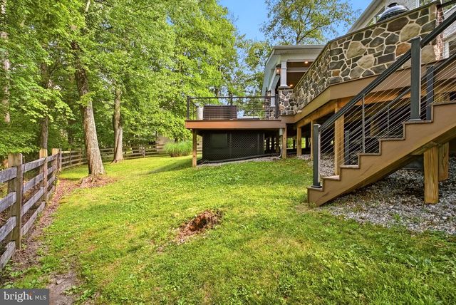 335 RIDLEY CREEK LN, West Chester, PA 19380