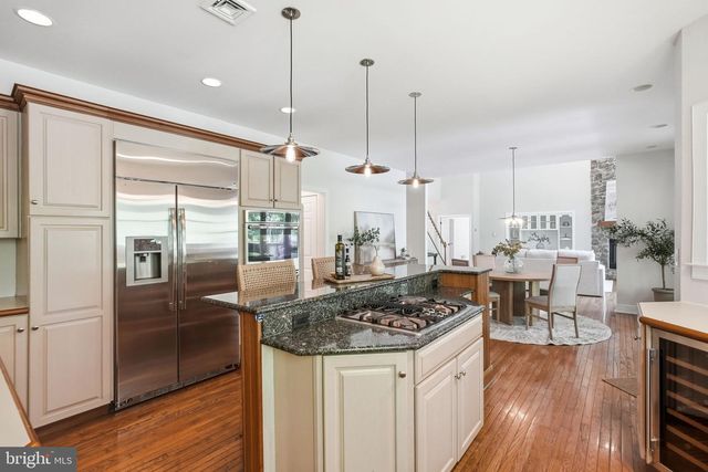 335 RIDLEY CREEK LN, West Chester, PA 19380