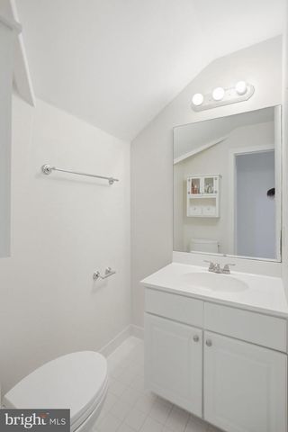 335 RIDLEY CREEK LN, West Chester, PA 19380