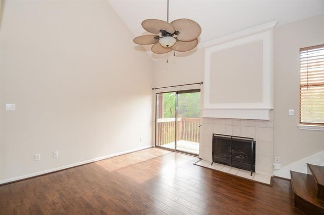 737 Davis Road, League City, TX 77573