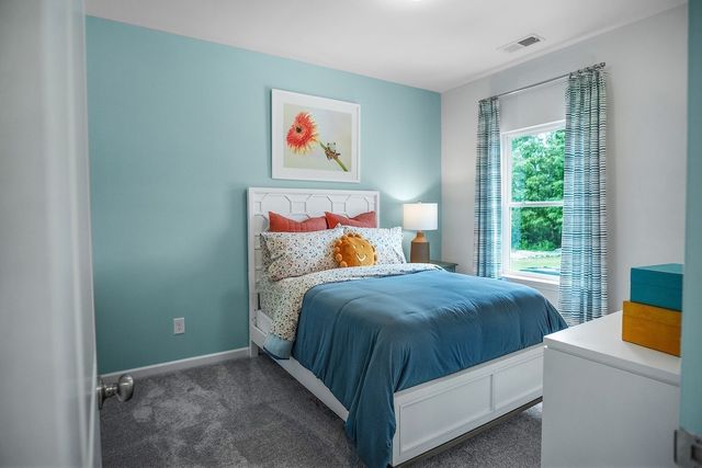 128 Ironhorse Way, Dickson, TN 37055