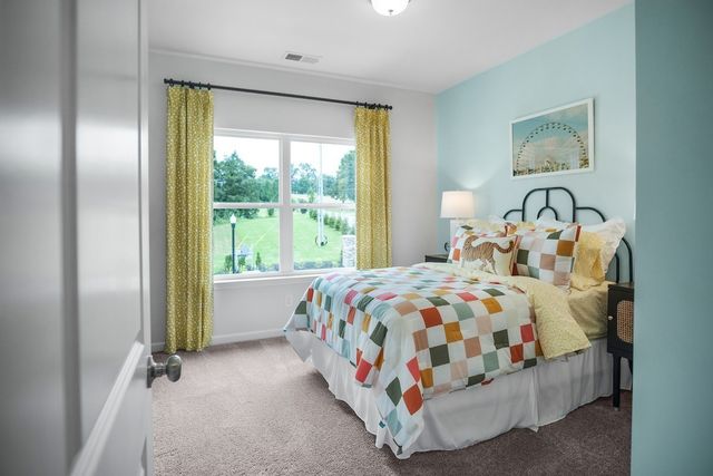 128 Ironhorse Way, Dickson, TN 37055