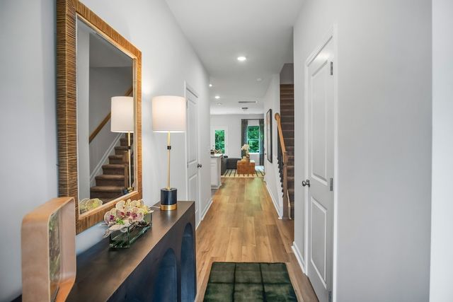 128 Ironhorse Way, Dickson, TN 37055