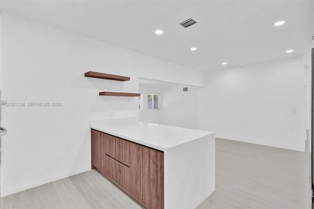 633 NE 70th St, Miami, FL 33138