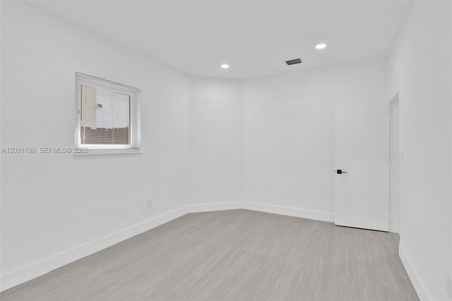 633 NE 70th St, Miami, FL 33138