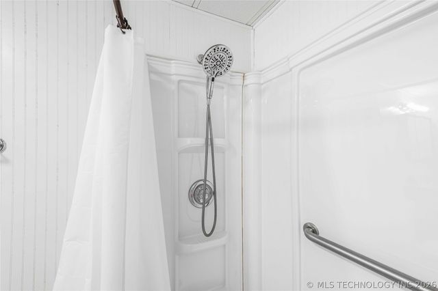 32305 S Cherokee Court, Cookson, OK 74427