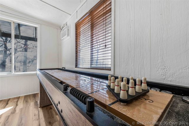 32305 S Cherokee Court, Cookson, OK 74427