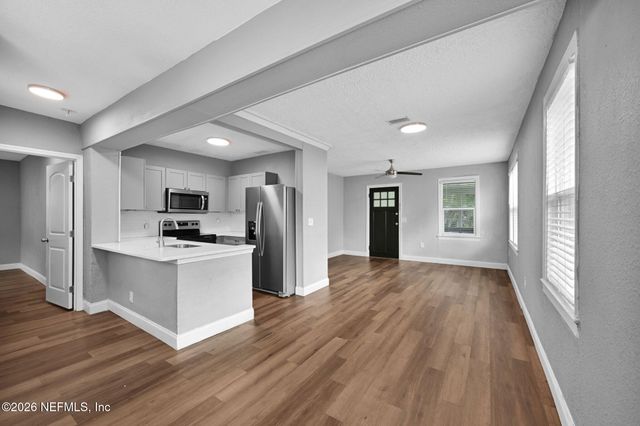 3018 MYRA Street, Jacksonville, FL 32205