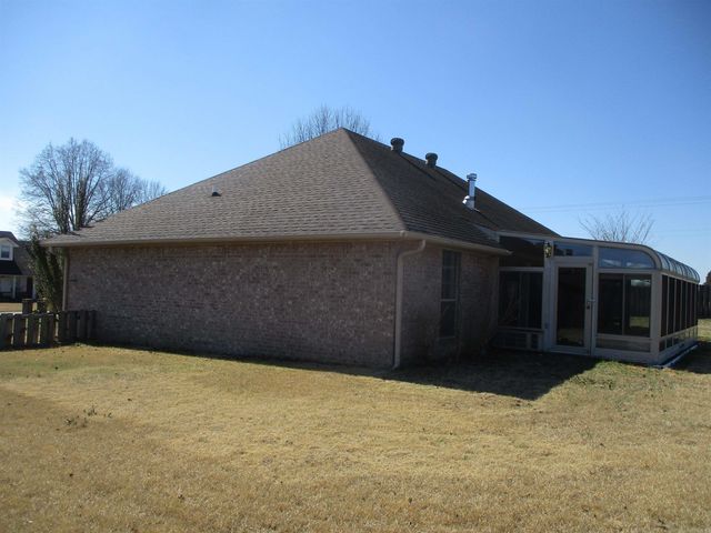 1 Weaver Circle, Vilonia, AR 72173