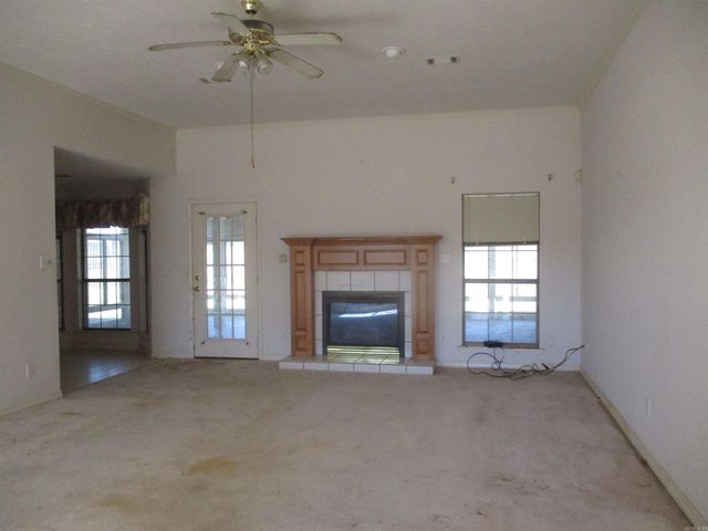 1 Weaver Circle, Vilonia, AR 72173