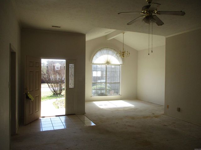 1 Weaver Circle, Vilonia, AR 72173