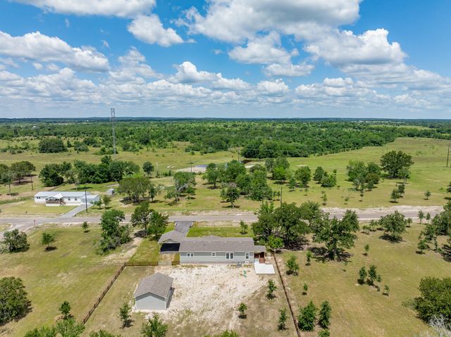 6705 Atakapan Trail, Bedias, TX 77831