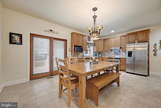 415 METROPOLITAN BLVD, Pasadena, MD 21122