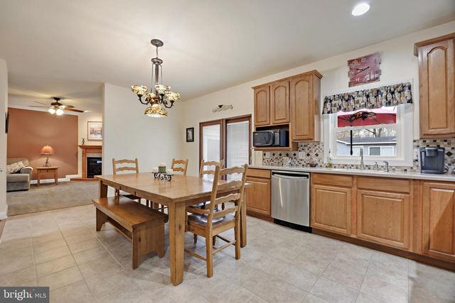 415 METROPOLITAN BLVD, Pasadena, MD 21122