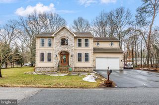 415 METROPOLITAN BLVD, Pasadena, MD 21122