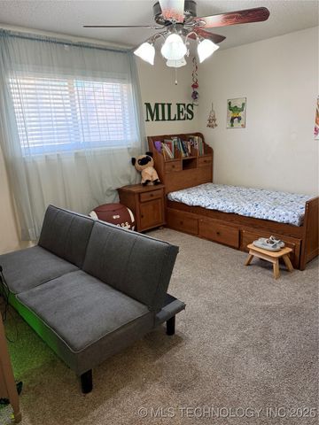 2404 Driftwood Drive, Claremore, OK 74017