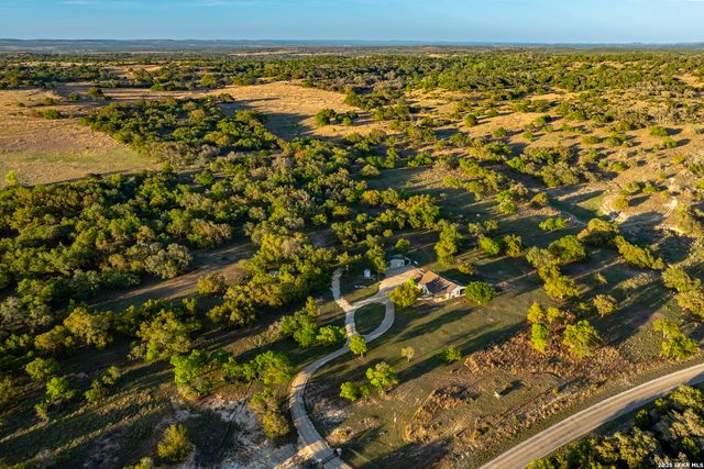 2873 Ranch Road 1888, Fredericksburg, TX 78624