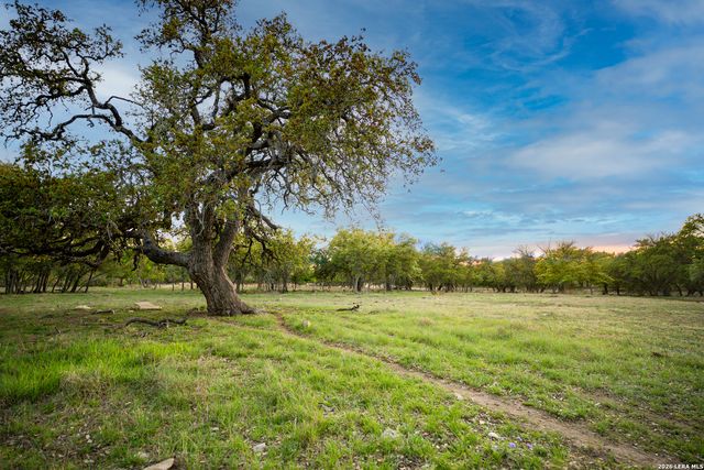 2873 Ranch Road 1888, Fredericksburg, TX 78624