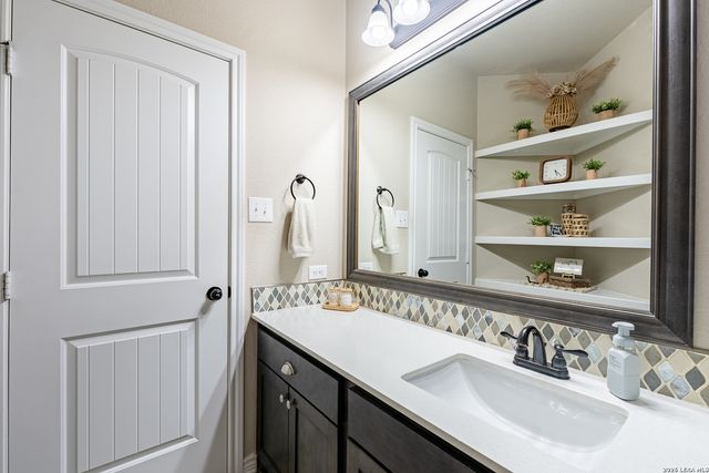 2873 Ranch Road 1888, Fredericksburg, TX 78624