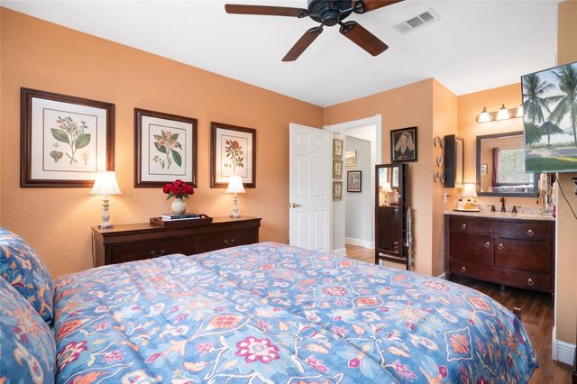 302 Forest Hills Drive, League City, TX 77573