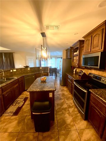 1250 Lawrence Trail, Alice, TX 78332