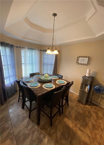 1250 Lawrence Trail, Alice, TX 78332