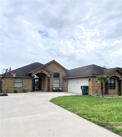 1250 Lawrence Trail, Alice, TX 78332
