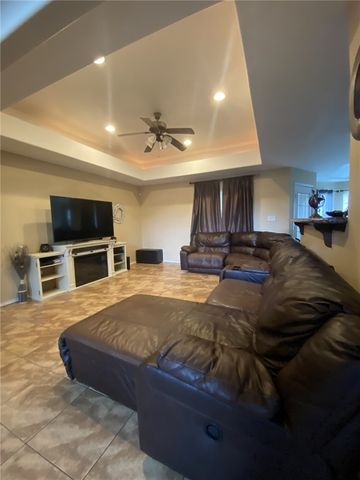 1250 Lawrence Trail, Alice, TX 78332