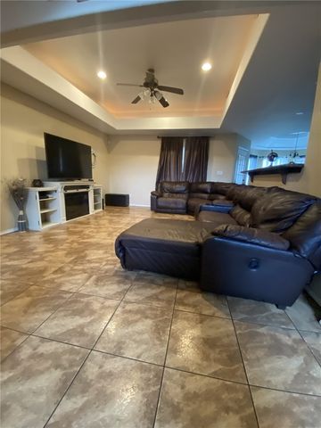 1250 Lawrence Trail, Alice, TX 78332
