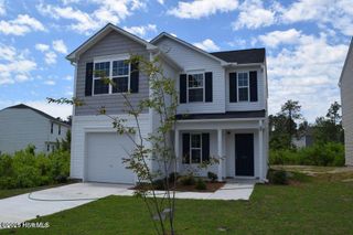 201 Bungalow Road, Holly Ridge, NC 28445