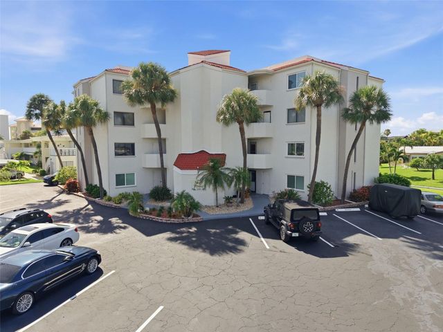 298 SKIFF POINT 103, Clearwater, FL 33767
