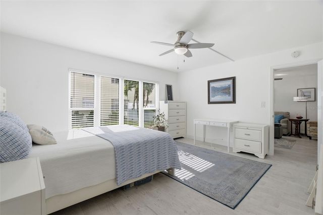 298 SKIFF POINT 103, Clearwater, FL 33767