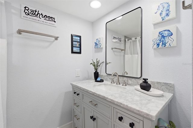298 SKIFF POINT 103, Clearwater, FL 33767