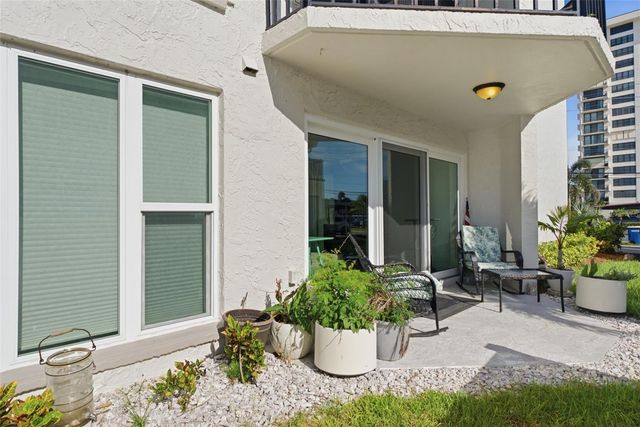 298 SKIFF POINT 103, Clearwater, FL 33767