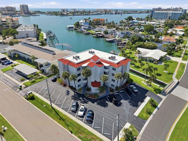 298 SKIFF POINT 103, Clearwater, FL 33767