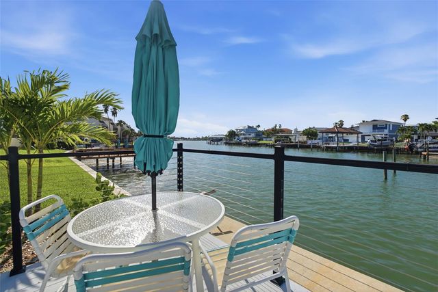 298 SKIFF POINT 103, Clearwater, FL 33767