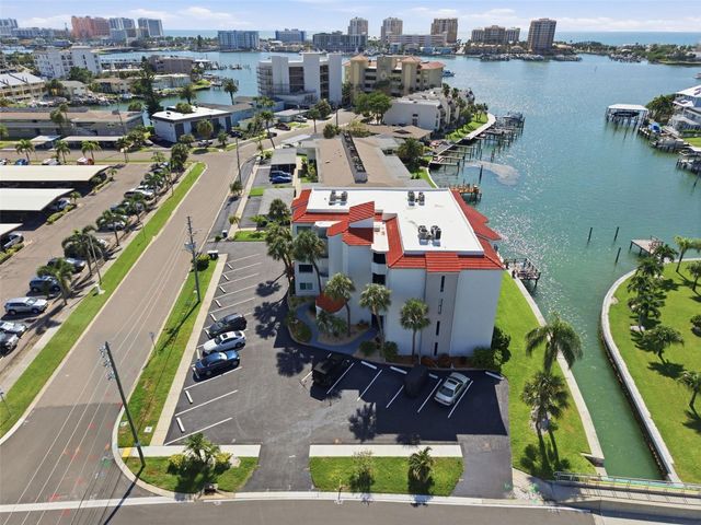 298 SKIFF POINT 103, Clearwater, FL 33767