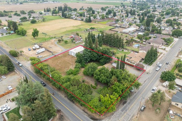 1530 E Linwood, Turlock, CA 95380