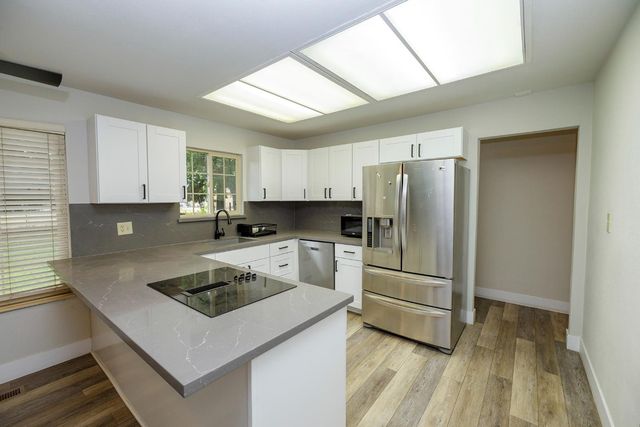 1530 E Linwood, Turlock, CA 95380
